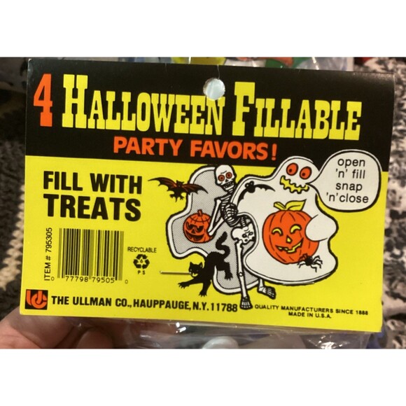 VINTAGE Ullman Halloween Fillable Plastic Party Favors Treat Boxes 2 Sealed Sets - Picture 2 of 16